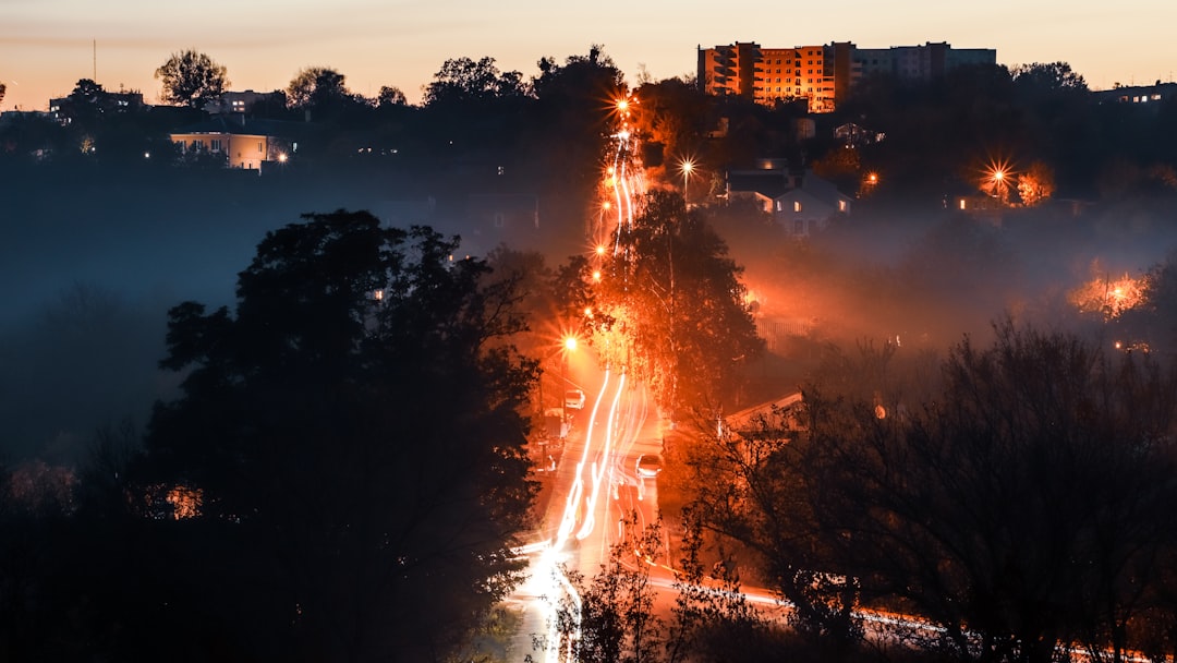 découvrez poltava, une ville riche en histoire et en culture, connue pour sa célèbre bataille et son architecture impressionnante. explorez ses musées, ses parcs verdoyants et laissez-vous séduire par sa gastronomie locale.